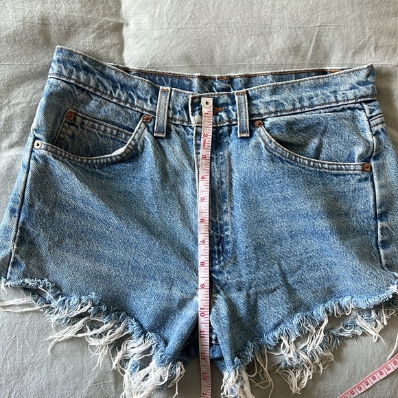 Vintage Blue Denim Levis Cutoffs - Picture 2 of 3
